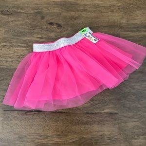 Never worn baby girl 0-3 M pink tutu